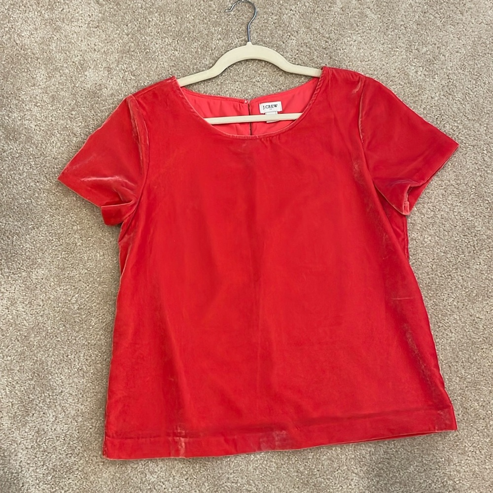 Stunning ❤️ jcrew velvet boxy slightly cropped top.